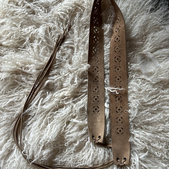 Suede Hippie Belt with Grommets - Picture 3 of 5